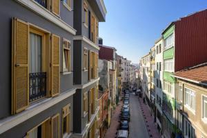 Brand New Central Modern Loft Smart Design! #144