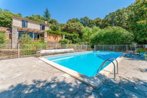 Maisons de vacances Gite Les Taillades : photos des chambres
