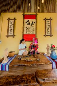 Lakeview Homestay Lo Lo Chai