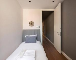 Gorgeous Bright Modern 2bed2bath Home! #69