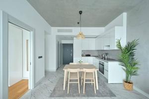 Gorgeous Modern 1bd Terracepoolviews! #183