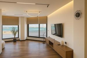 Rashel Home Marina View