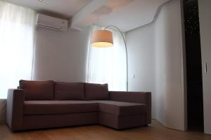 Ideally located designer flat