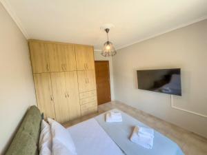 Spacious Modern Home in Kalpaki