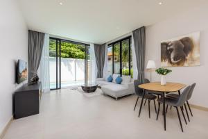 Villa Noa Modern 2-Bedroom with Private Pool