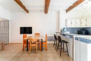 Appartements Appartement A 5 Min Des Arenes : photos des chambres