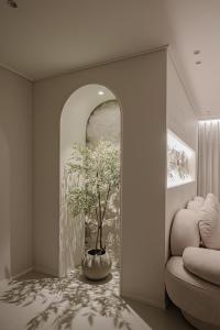 7 Minutes from Seoul Station REmare