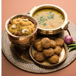 Hotel Udaipur Stay at Prime Location