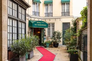 Hotels Hotel Des Marronniers : photos des chambres