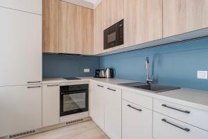 Blueground Nusle balcony nr Vysehrad PRG-67