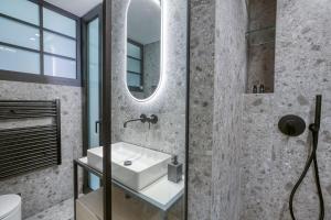 AmberView Kolonaki - Luxury Flat in Elite District