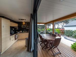 Chalets Chalet 3 chambres avec piscines chauffees et acces plage a 9km - FR-1-783-24 : photos des chambres