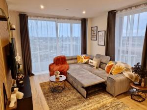 The Cozy Cloud - Modern Apartment- Wembley stadium- Parking