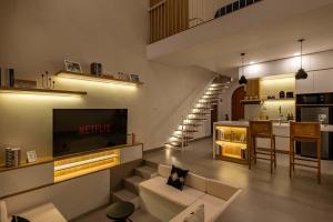 BRAND NEW 1 Bd Private Villa with Pool & Cinema
