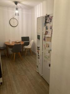 Appartements Balcon Sud, Parking Prive, 4 Chambres Proche Plage : photos des chambres