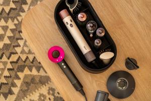 BRAND NEW 1 BR Chic Villa with Cinema - 6mins to Beach