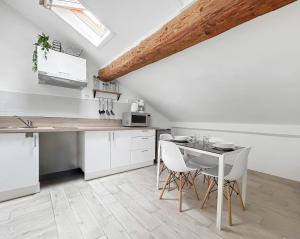 Appartements Appartement Lumineux Carcassonne Centre : photos des chambres