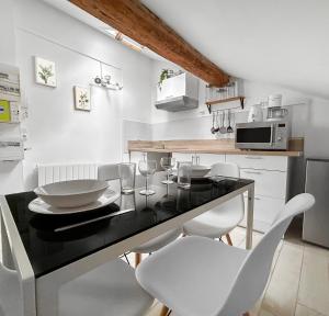 Appartements Appartement Lumineux Carcassonne Centre : photos des chambres