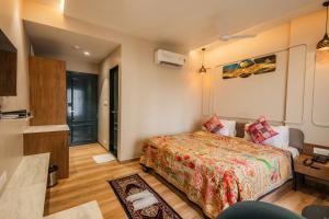 Hotel Lake Metro