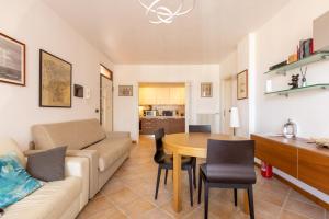 Lucherini 12 - Grande Appartamento Centro