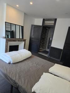 Appartements Grand logement 120m2 centre Foix -3chambres-2SDB-2wc : photos des chambres