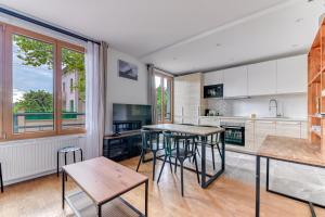 Appartements Spacious 1BR | Near City Center & Baby-Friendly! : photos des chambres