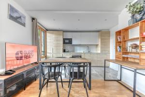 Appartements Spacious 1BR | Near City Center & Baby-Friendly! : photos des chambres