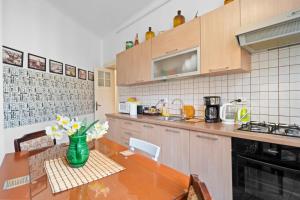 Central Golden Residences - Apartment & Penthouse in Old Town