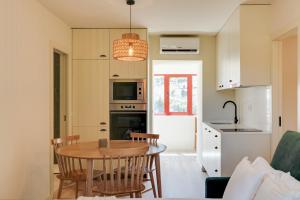 Douro Arda House with Pool & Jacuzzi by HostWise