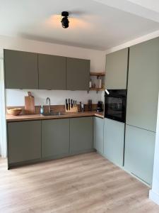 Riverside Apartment Near City and Nature