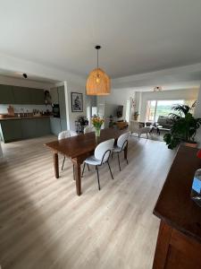 Riverside Apartment Near City and Nature