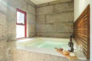 Douro Arda House with Pool & Jacuzzi by HostWise