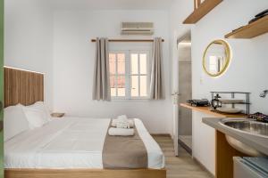 Vincenzo Harmony II- Rethymno old town