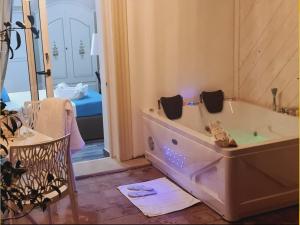 luxury B&B SUITE JACUZZI VILLA FILOMENA