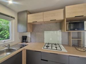 Clim, piscine, animations, concerts, jeux enfant