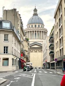 Exceptional apartment in the heart of Paris