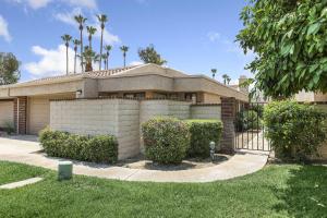 Spacious Single-Story Condo with Golf Course Views