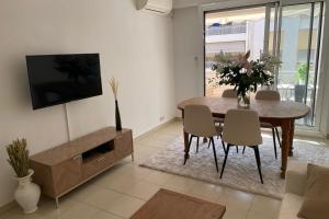 Le Niquet spacious 2-bedroom apartment in the heart of Antibes