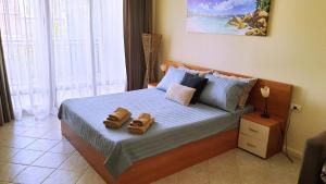 Santa Marina Holiday Village - Blue Magic