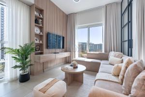 Steps from Dubai Hills Mall, Surrounded by Top-Tier Amenities, and close to Dubai Hills Park and Golf Club, Socio Tower 1, Dubai Hills by Deluxe Holiday Homes