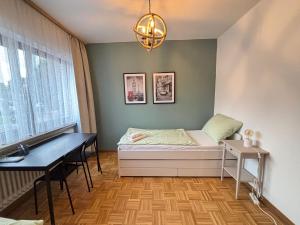 150qm-6 Rooms-Free Privat Parking-2 Bathrooms-Wifi-Yihapartment