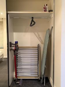 Harbour Front - 1min to ICCC, Casino - Parking, Office WFH Setup, Pool, Gym