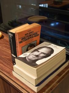 Harbour Front - 1min to ICCC, Casino - Parking, Office WFH Setup, Pool, Gym