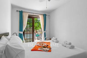 Chillout Terrace in Heated Pool Complex APC21