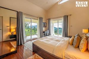 StayVista at Hillcrest Serenity with Lawn