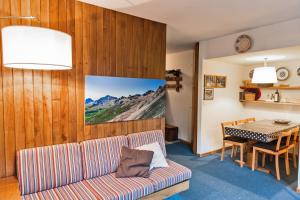 Chesa San Gian ground floor - Celerina