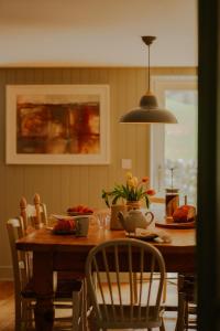 Traditional Highland lodge restored in the spirit of rural living,in a wild landscape - NATURE ADVENTURE NURTURE