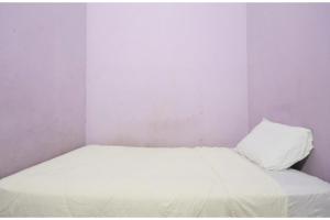 SPOT ON 93276 Fendi 2 Homestay SyariahNearPelabuhan Feri Batam Centre