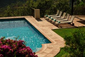 La Zagaleta, Benahavís - Villa with private pool and mountain views