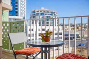 Stunning Studio Heart of St Julians Sleeps 4